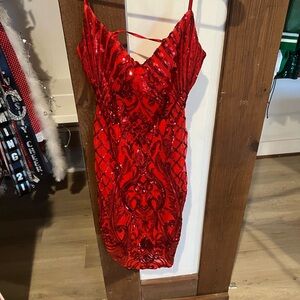 B.Darlin sparkly red homecoming dress size 5/6 but fits like a small